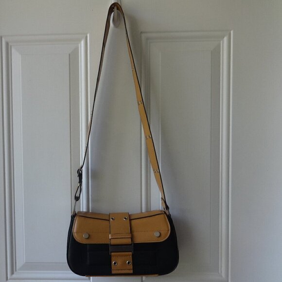 KAELA vintage purse camel & black adjustable shoulder strap magnetic closure VGC - Picture 1 of 16